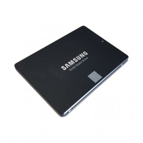 250Go SSD SAMSUNG V-NAND SSD 860 EVO MZ-76E250 2.5" 250Go SATA 6.0Gbps