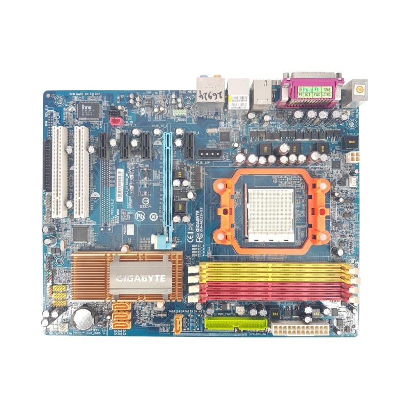 Carte Mère PC GIGABYTE GA-M55